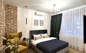 Modern Apartment, 100M To Opera