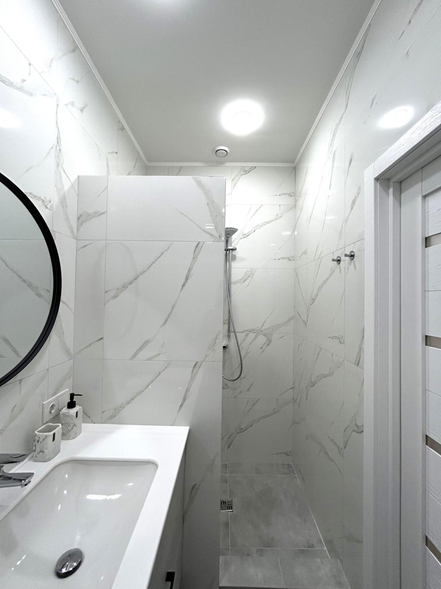 Modern Apartment, 100M To Opera Львів Екстер'єр фото