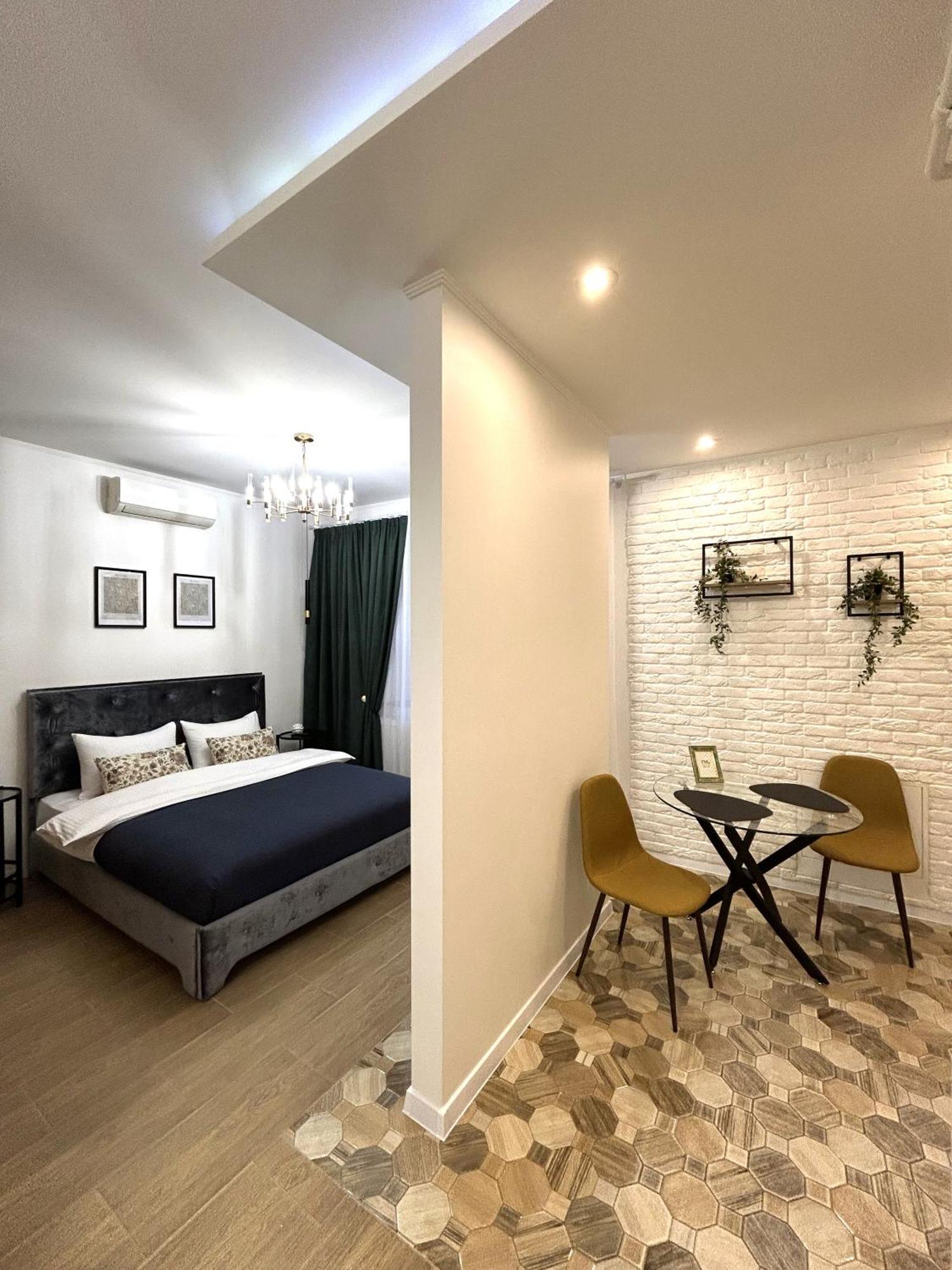 Modern Apartment, 100M To Opera Львів Екстер'єр фото