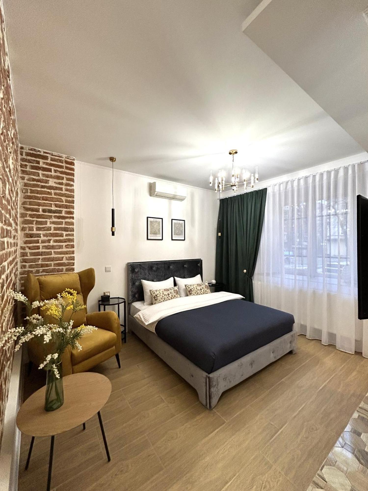Modern Apartment, 100M To Opera Львів Екстер'єр фото