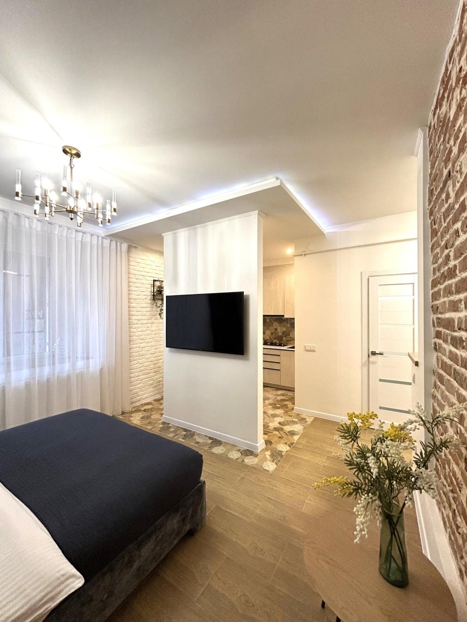 Modern Apartment, 100M To Opera Львів Екстер'єр фото